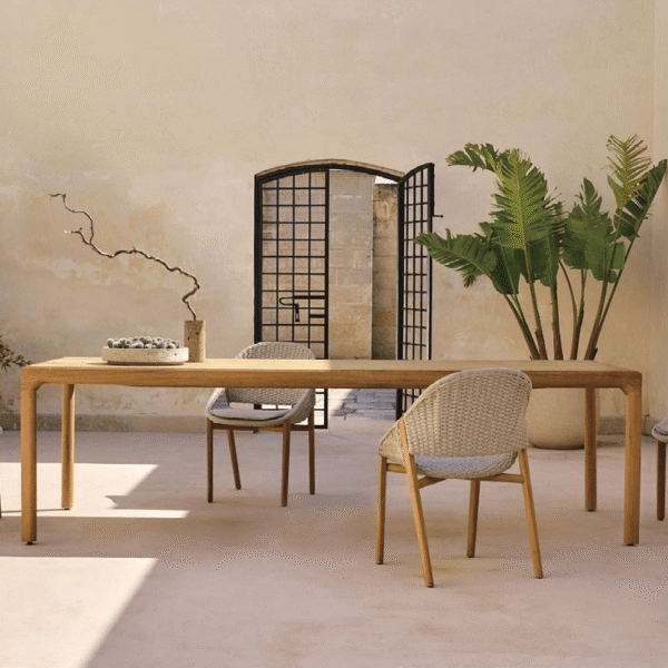 Outdoor 6/8 seater patio dining set