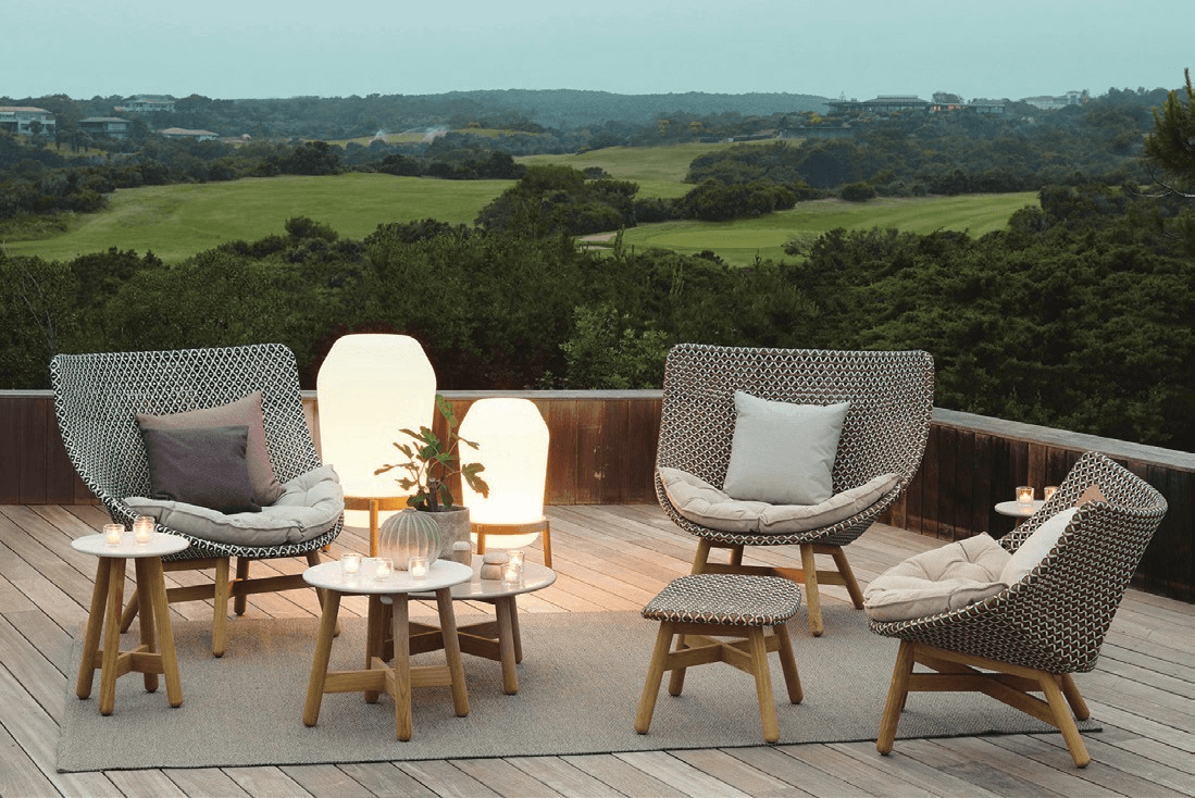 DH-8259 (1) Lounge Chairs - Image 1