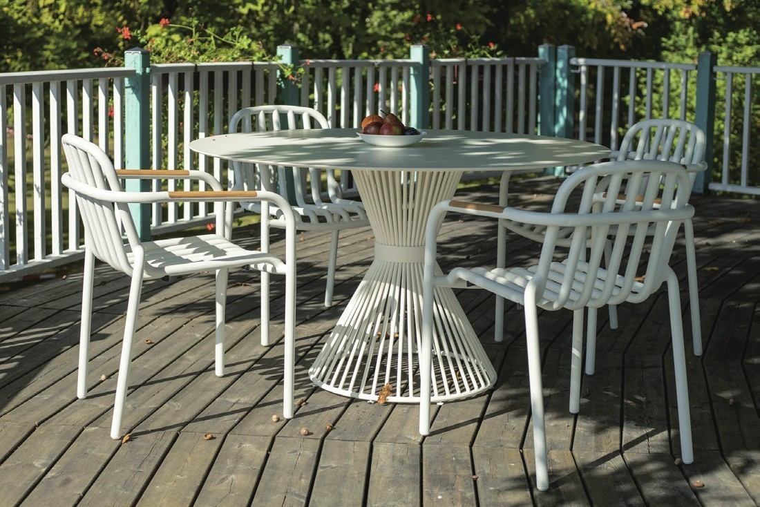 DH-8300 Outdoor Armchair and a Venexia Dining Table - Image 1